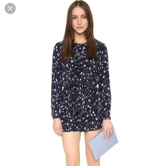 Club Monaco Romper 100% silk - Picture 2 of 5